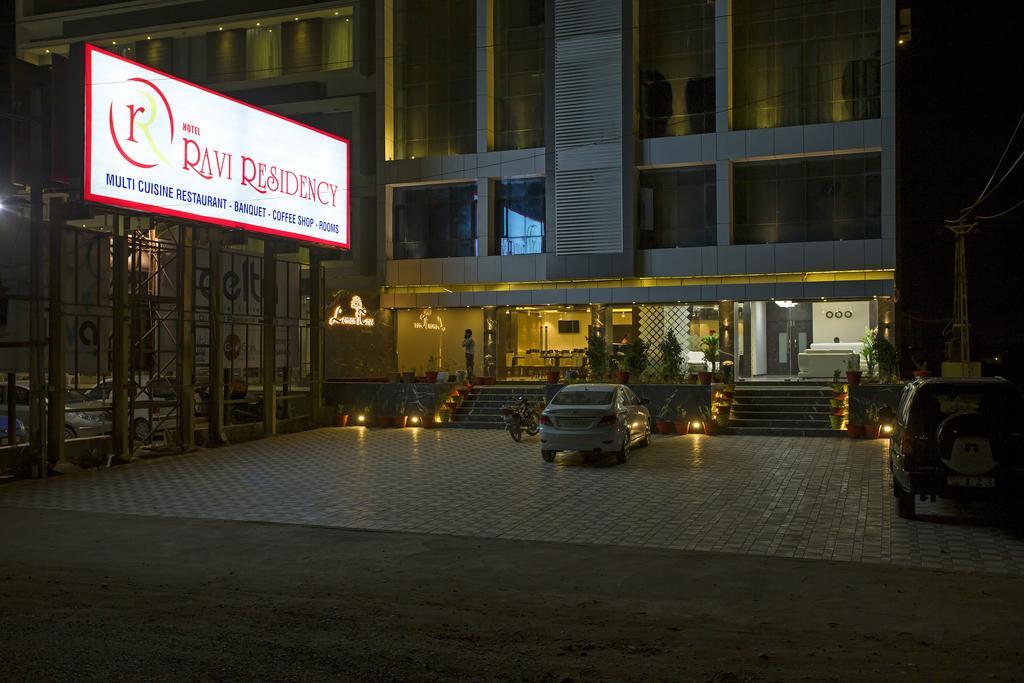 Hotel Ravi Residency Morbi Exteriér fotografie